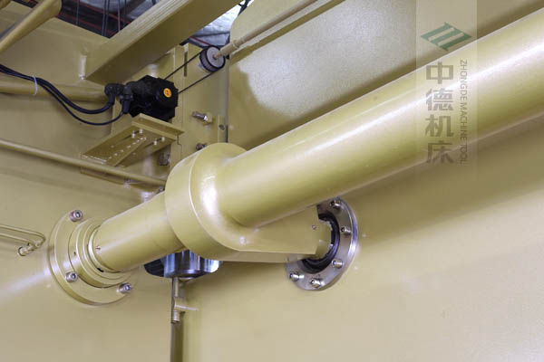 ZDP-20050高精度扭軸同步裝置，采用知名品牌關(guān)節(jié)軸承，經(jīng)久耐用.jpg