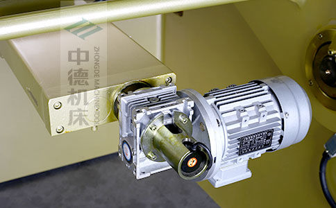 ZDS-1032后檔料減速電機(jī)，質(zhì)量好，模擬運(yùn)算定位速度快.jpg